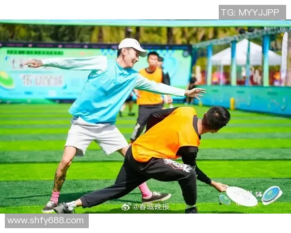 飞盘追梦：黄伟与飞盘运动的激情与成长之路