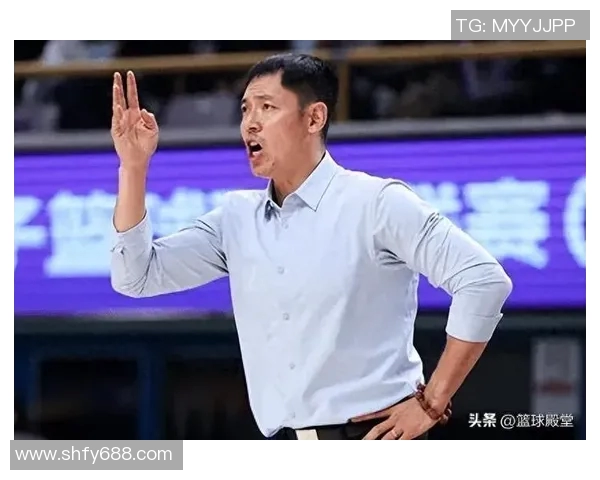 张庆鹏：从篮球场上的传奇到人生道路上的奋斗者